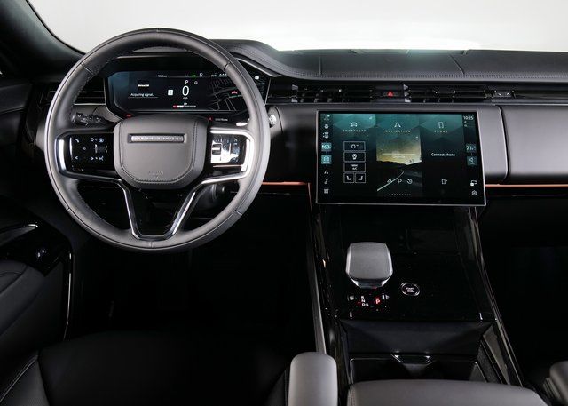 2025 Land Rover Range Rover Sport SE photo 12