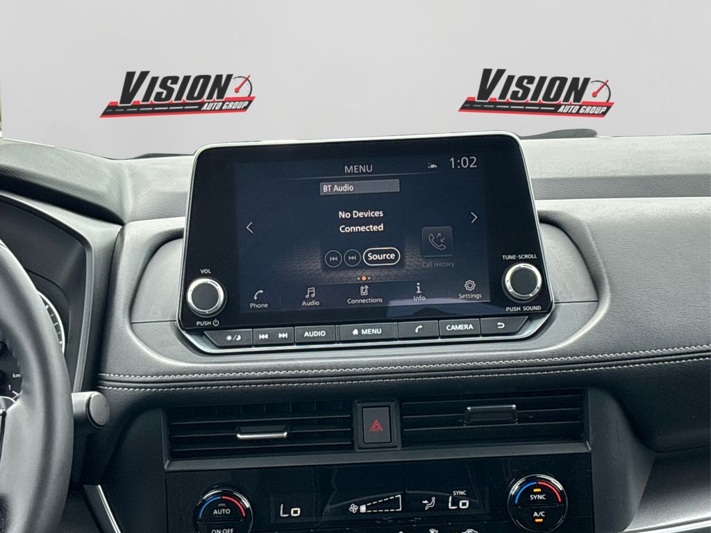 2025 Nissan Rogue SV photo 18