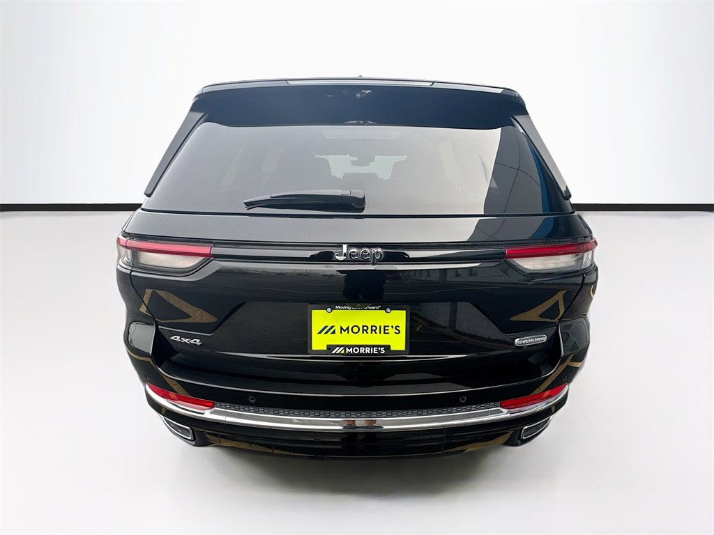 2022 Jeep Grand Cherokee Overland photo 4