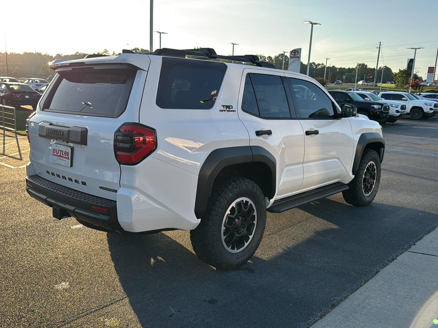 2025 Toyota 4Runner TRD Off-Road photo 5