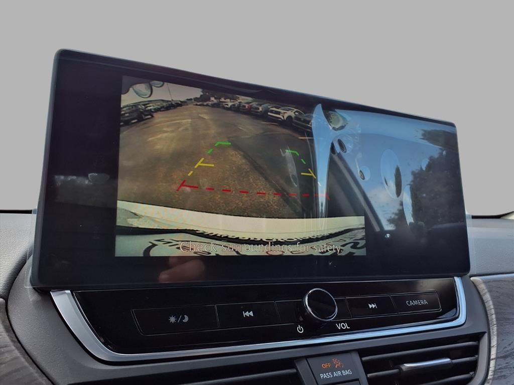 2025 Nissan Altima SV photo 6