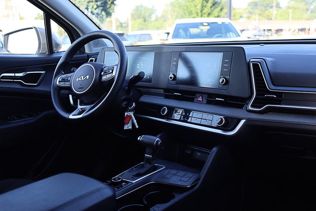 2023 Kia Sportage LX photo 32