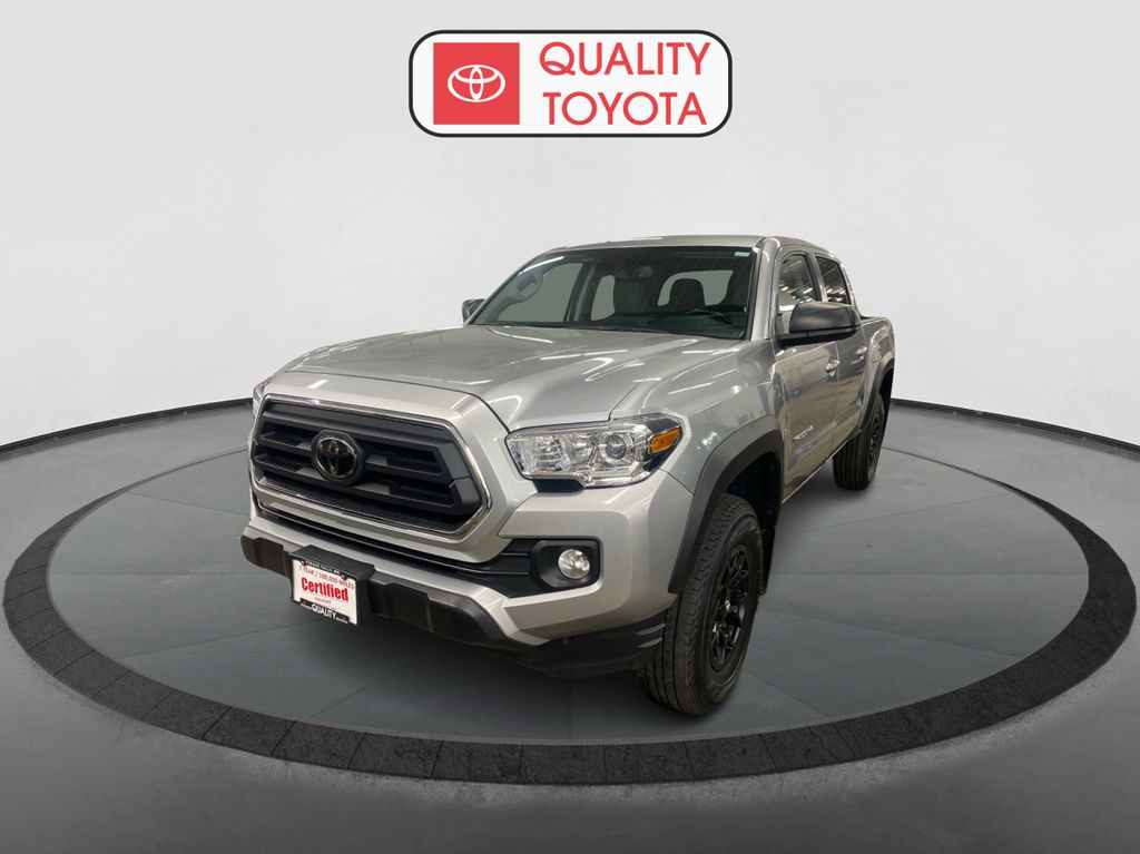 2023 Toyota Tacoma SR5's photo