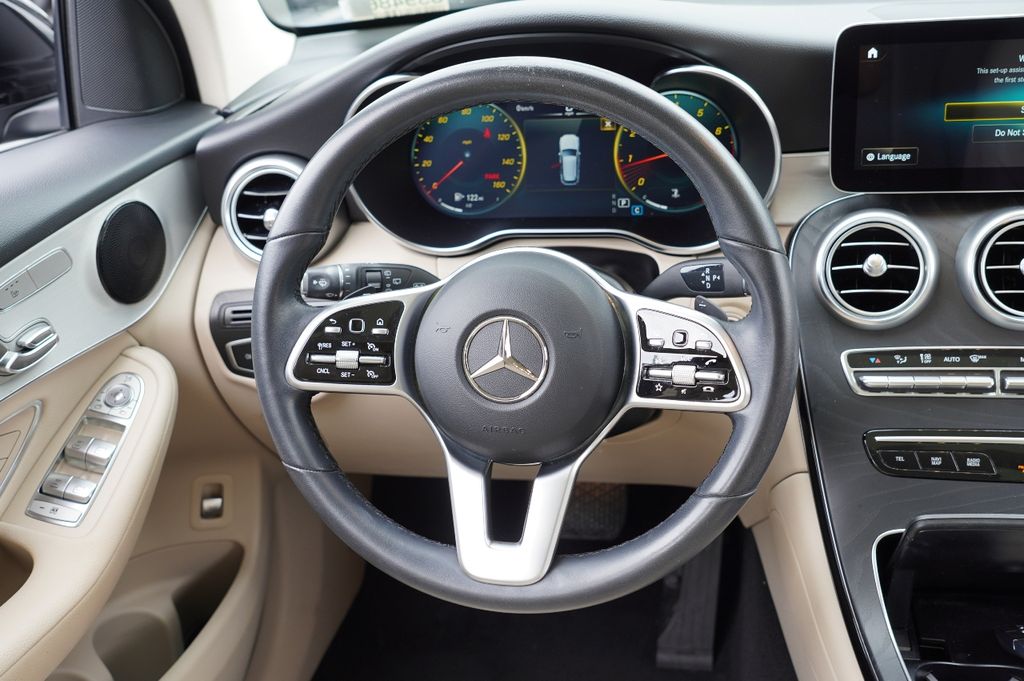 2022 Mercedes Benz GLC 300 photo 15