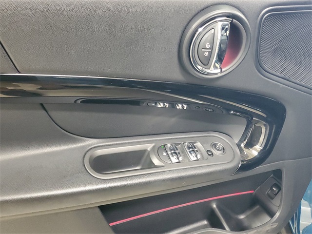 2023 Mini Cooper Signature photo 12
