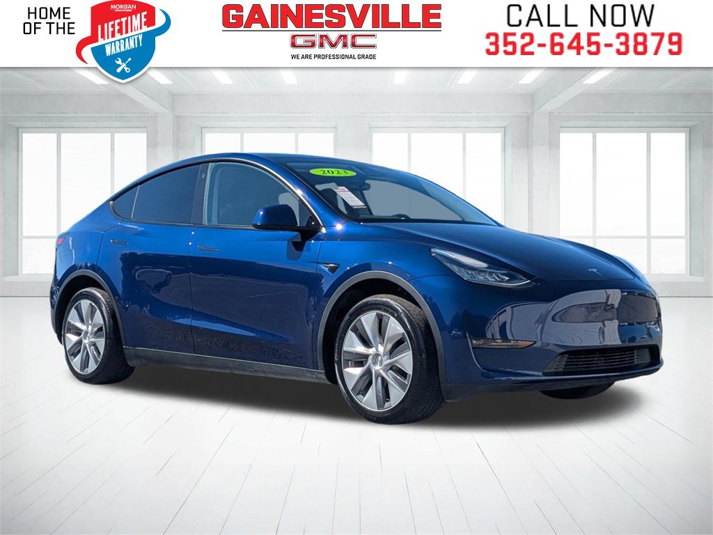 2023 Tesla Model Y Long Range's photo