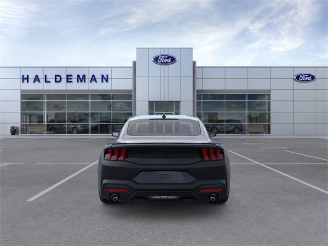 2025 Ford Mustang GT photo 4