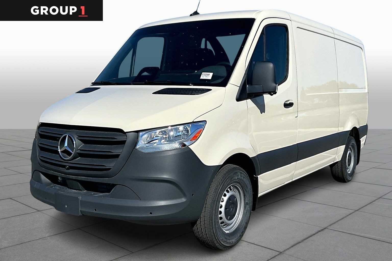 2025 Mercedes-Benz Sprinter Cargo Van Base's photo