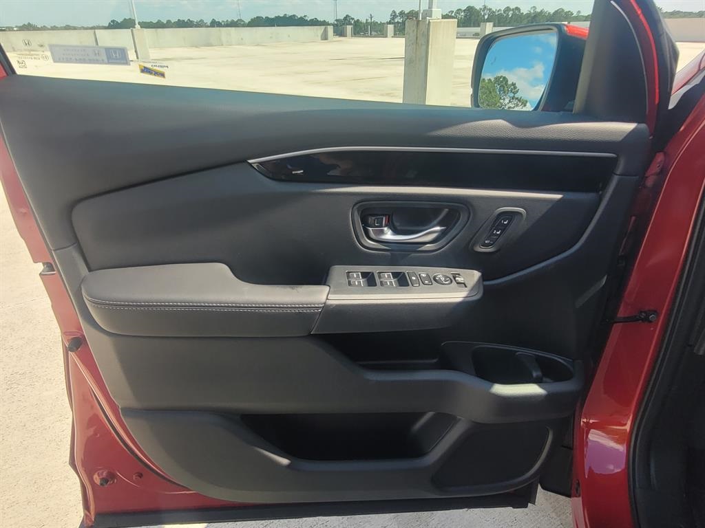 2025 Honda Pilot Touring photo 14