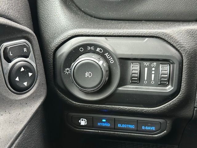2021 Jeep Wrangler Unlimited High Altitude 4xe photo 14