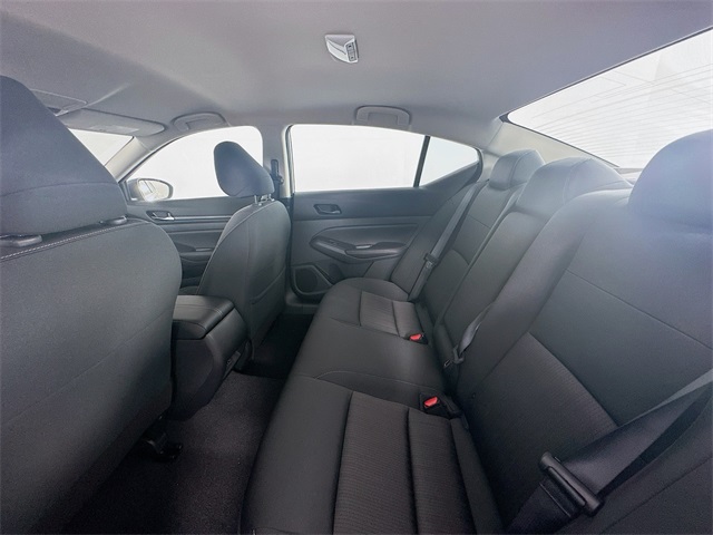 2025 Nissan Altima SV photo 25