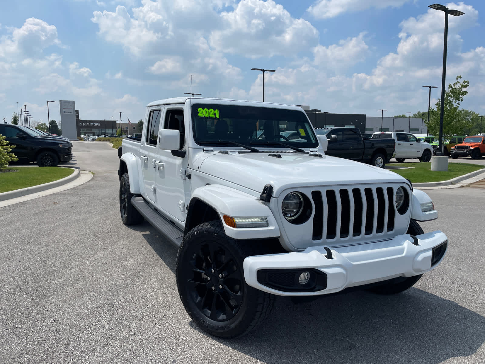 Used 2021 Jeep Gladiator High Altitude with VIN 1C6HJTFG0ML564698 for sale in Kansas City