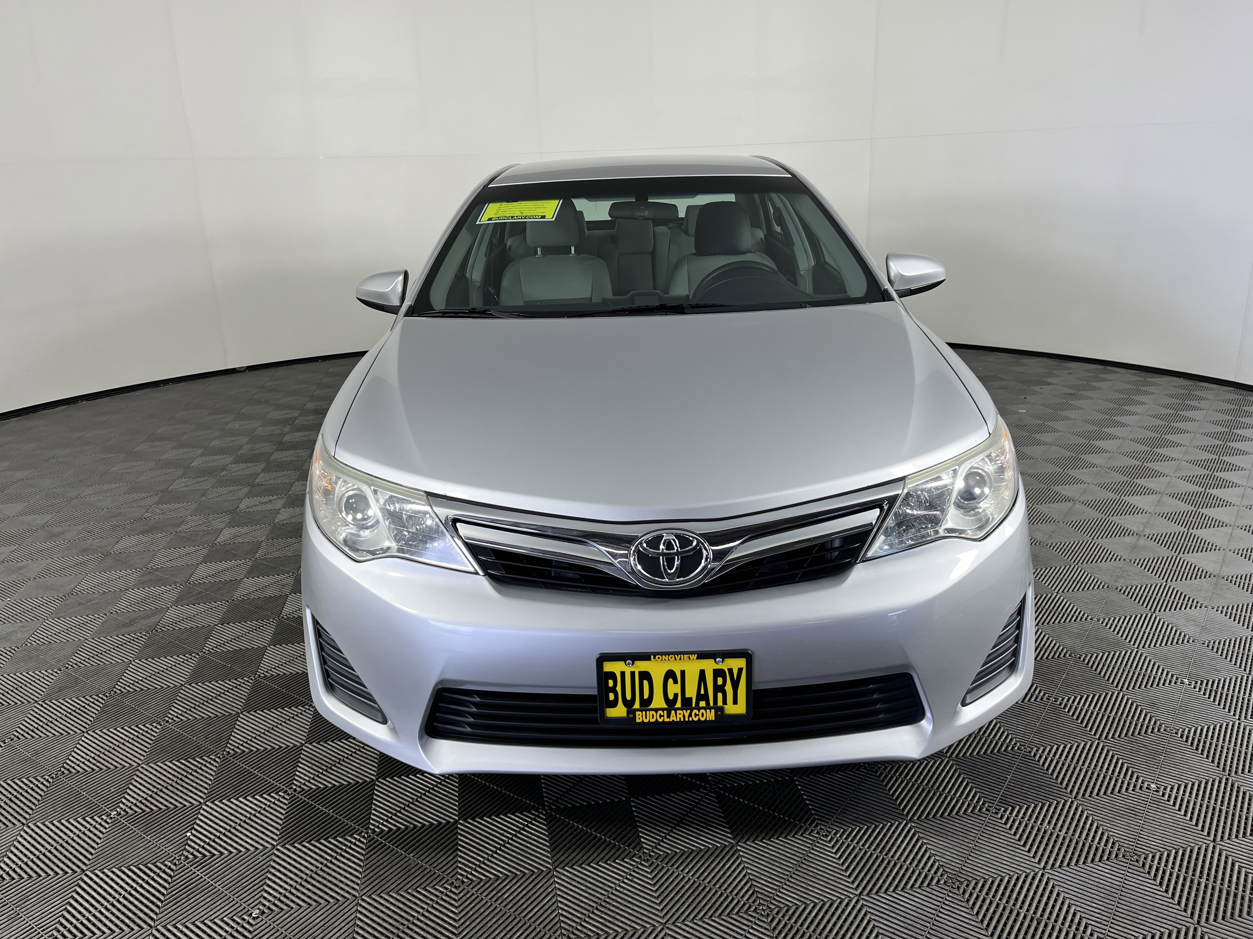 Used 2013 Toyota Camry LE with VIN 4T1BF1FK7DU242767 for sale in Longview, WA