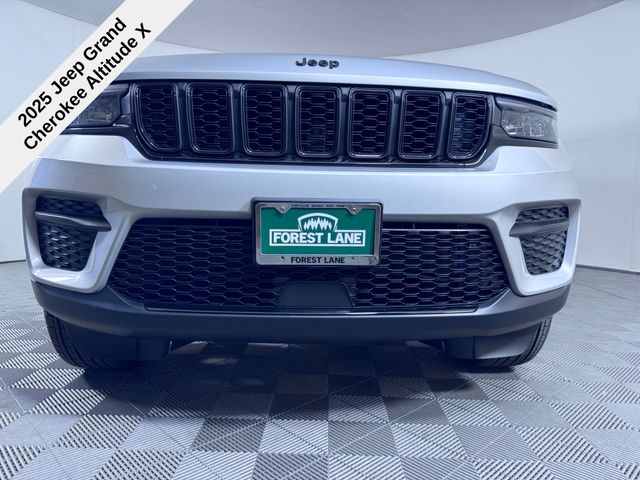 2025 Jeep Grand Cherokee Altitude X photo 7