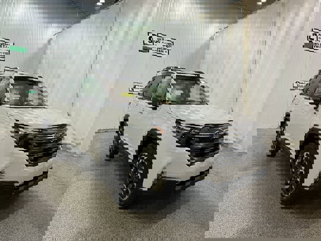 2025 Subaru Forester Premium's photo