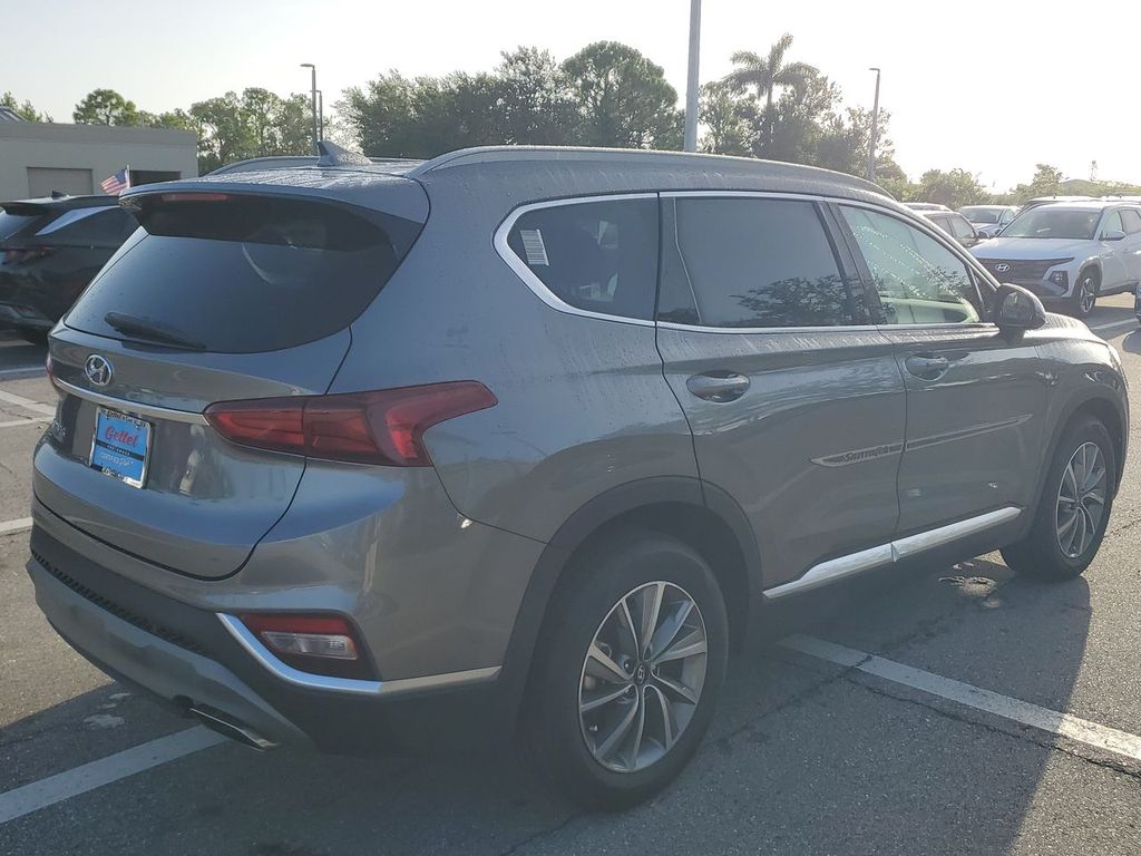 2019 Hyundai Santa Fe SEL Plus photo 8
