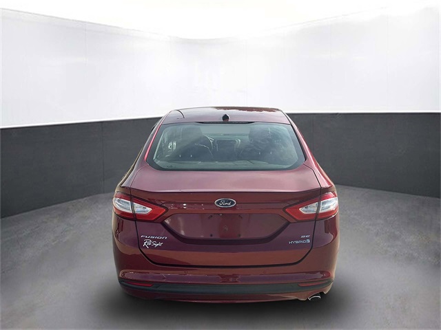 2016 Ford Fusion Hybrid SE photo 4