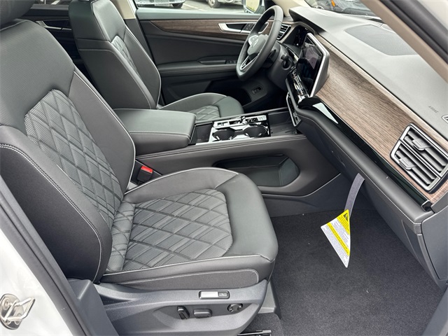 2025 Volkswagen Atlas SEL Premium R-Line photo 18