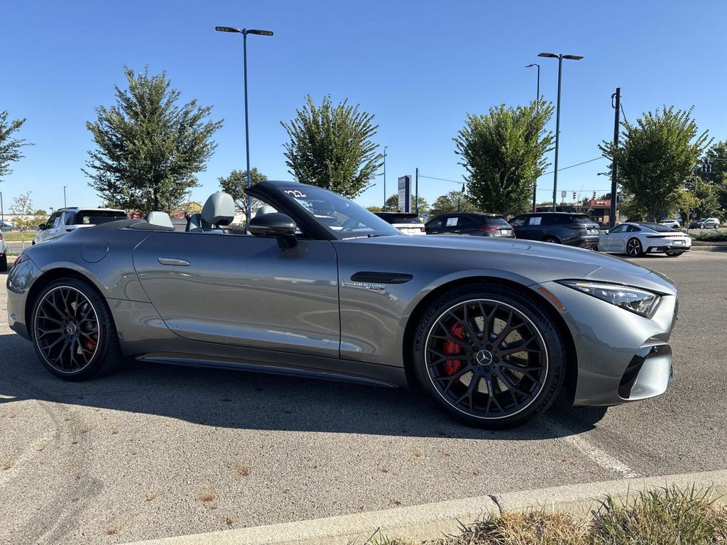 2022 Mercedes Benz SL 55 AMG photo 7