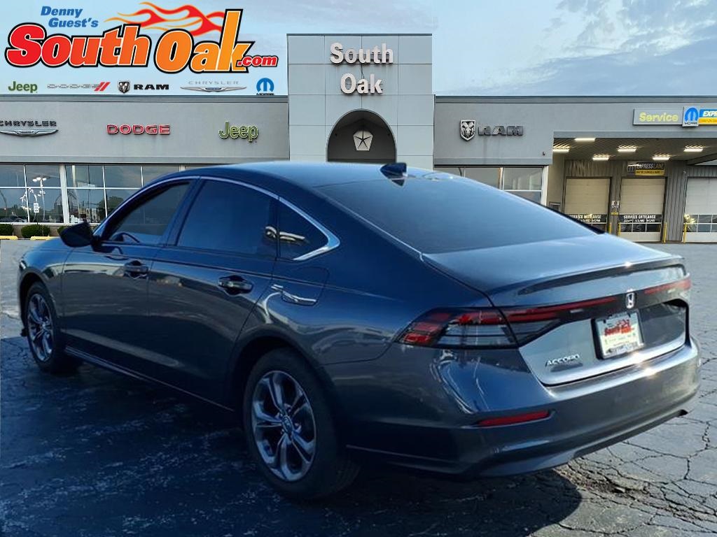 2023 Honda Accord EX photo 4