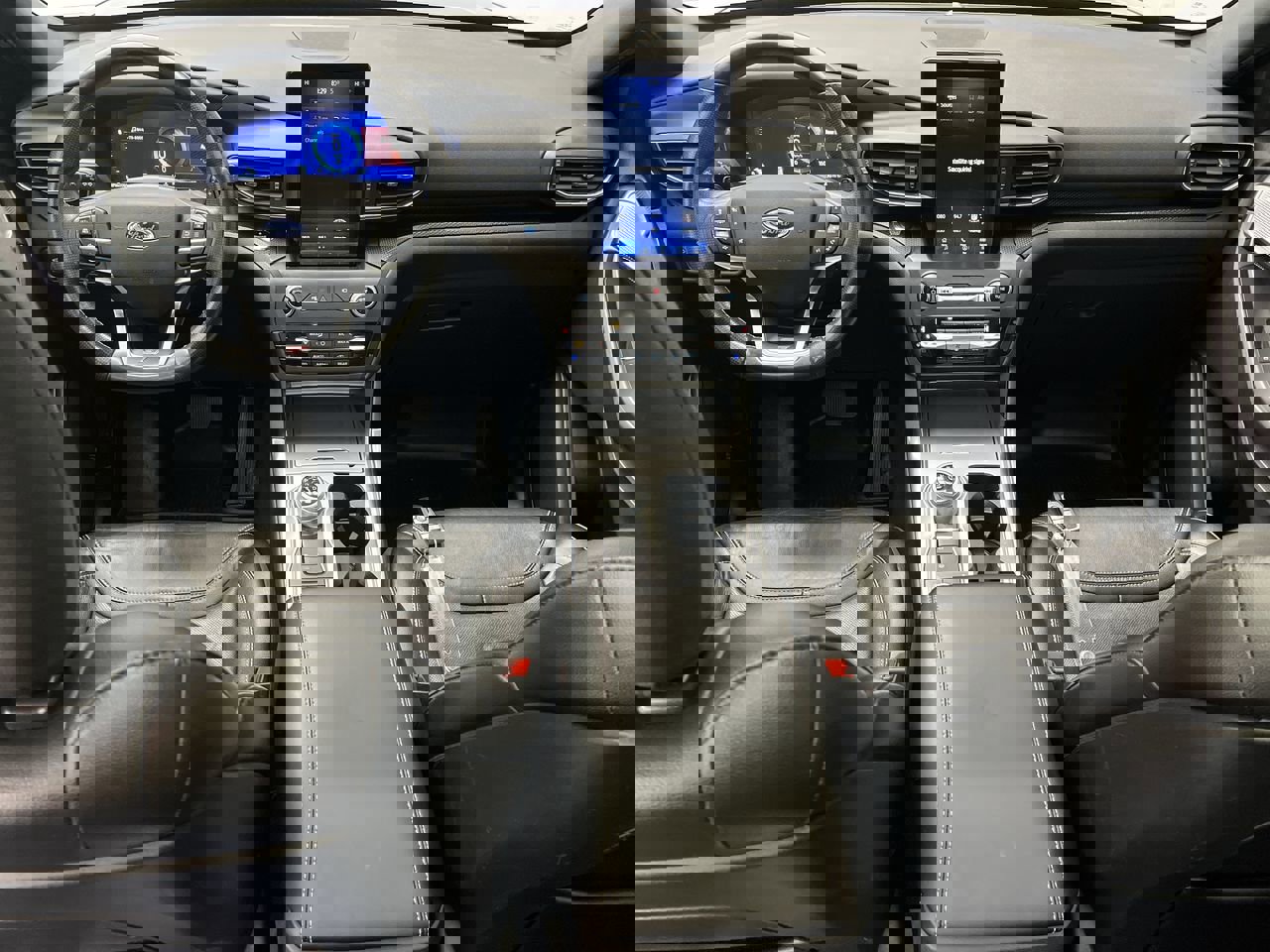 2020 Ford Explorer ST photo 3