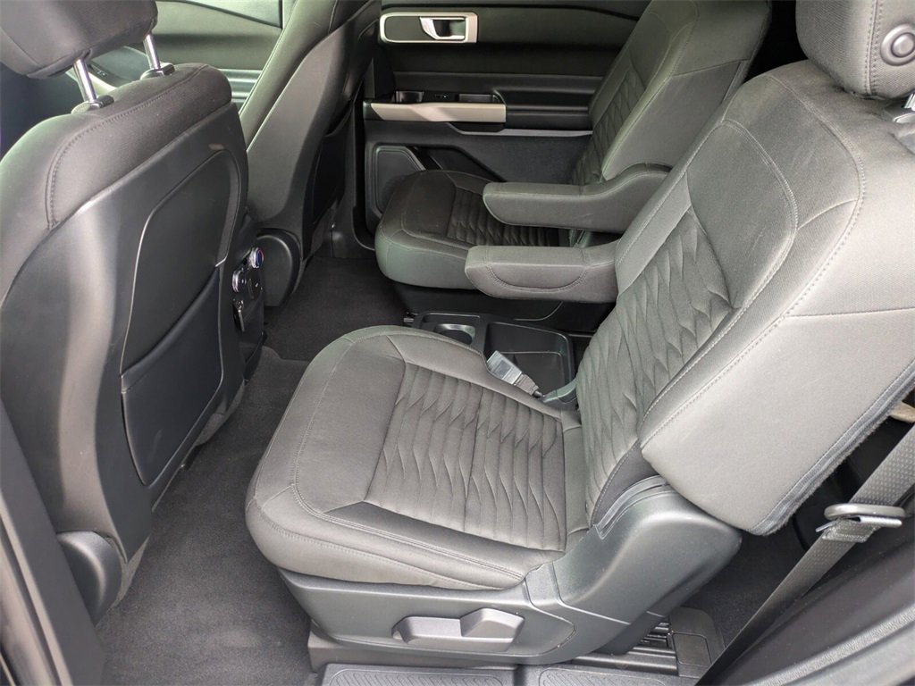 2020 Ford Explorer XLT photo 11