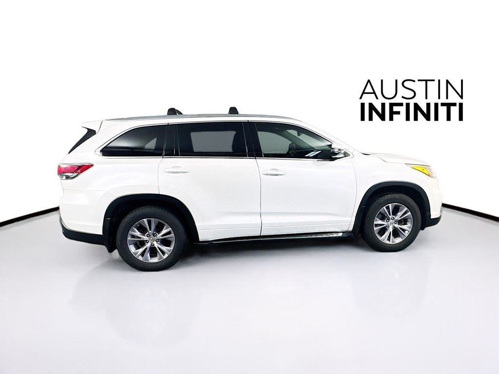2015 Toyota Highlander Base Hybrid photo 5