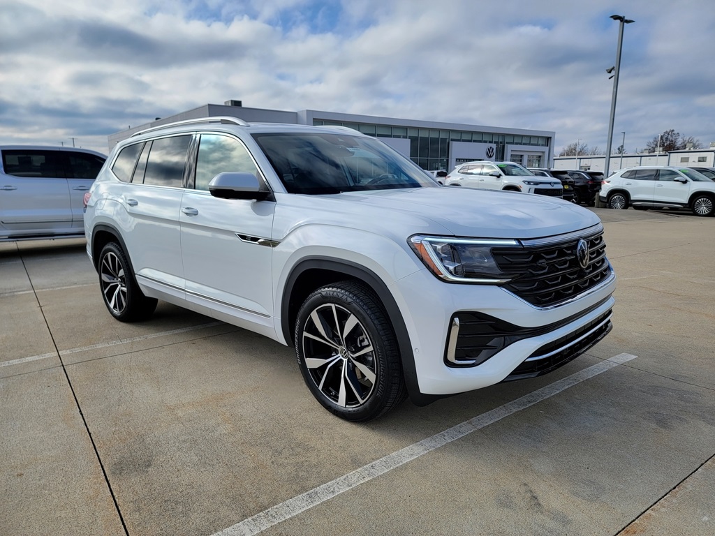 2026 Volkswagen Atlas SEL Premium R-Line's photo
