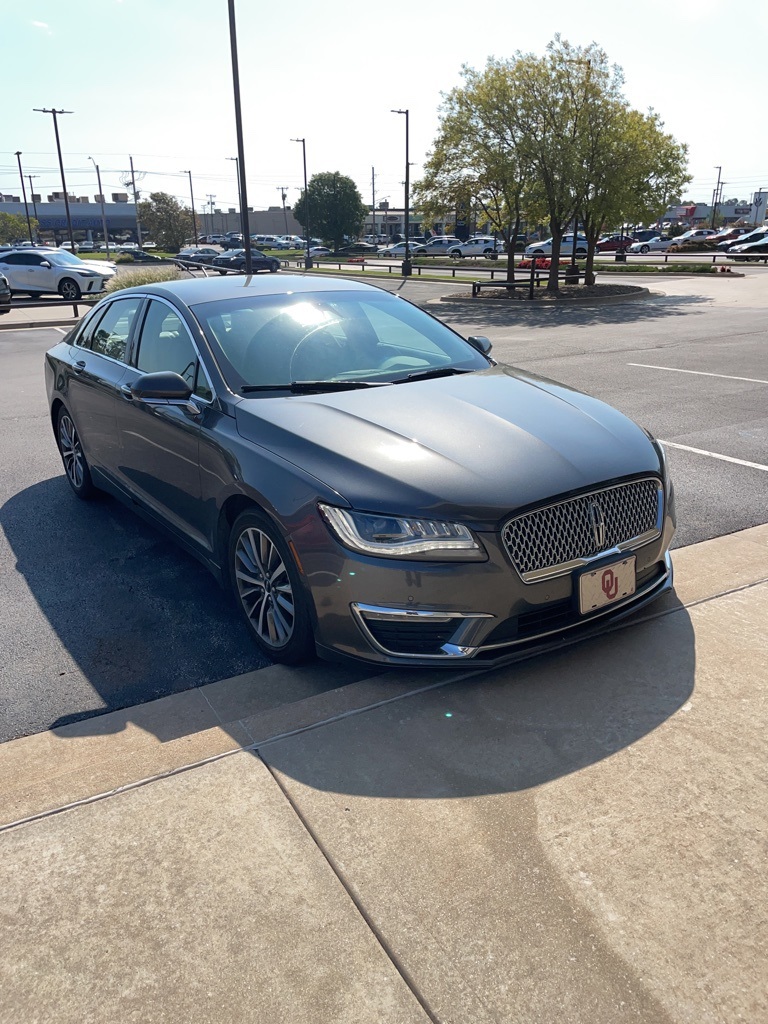 2018 Lincoln MKZ Select photo 3