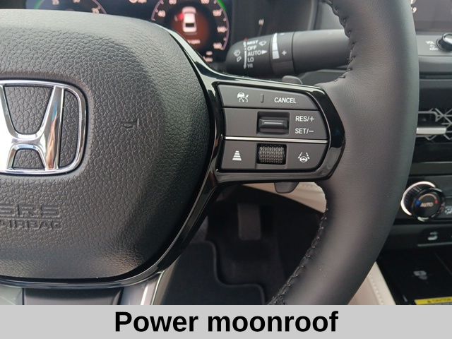 2025 Honda Accord Hybrid Touring photo 7