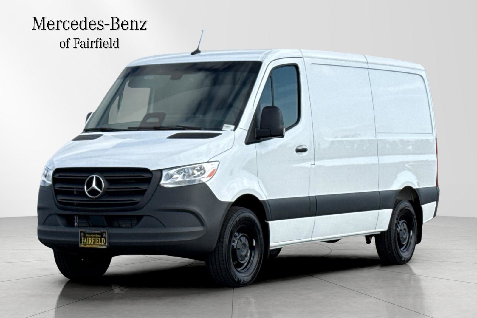 2026 Mercedes-Benz Sprinter Cargo Van Base's photo