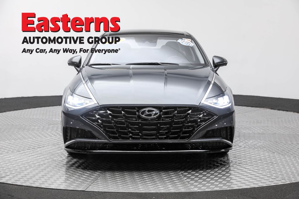 2022 Hyundai Sonata Limited photo 2