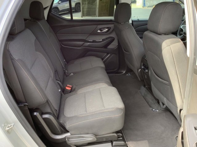 2021 Chevrolet Traverse LS photo 11
