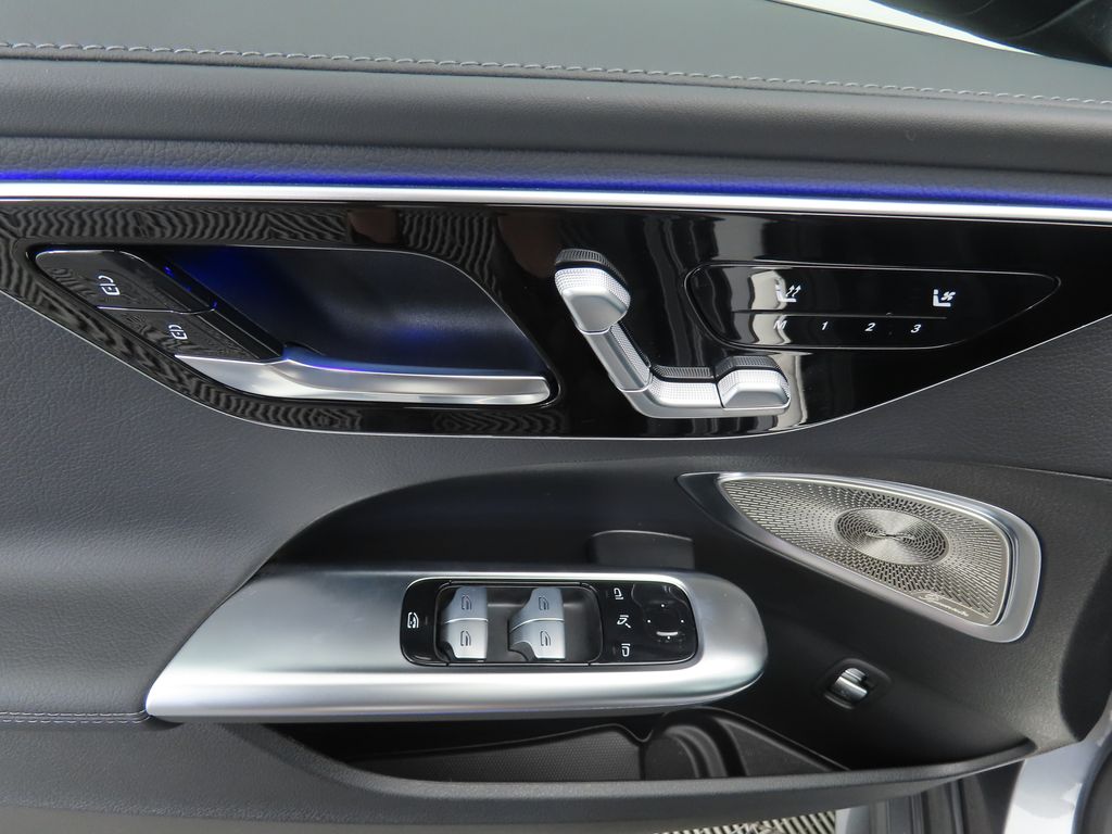 2025 Mercedes Benz C 300 4MATIC photo 23