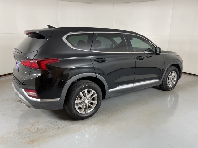 2020 Hyundai Santa Fe SEL photo 3