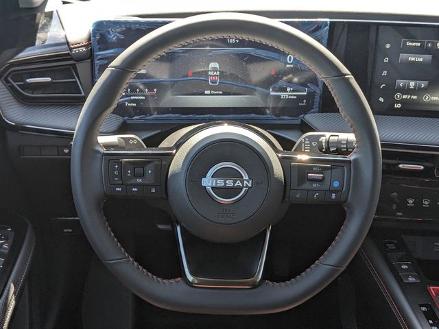2025 Nissan Kicks SR photo 10