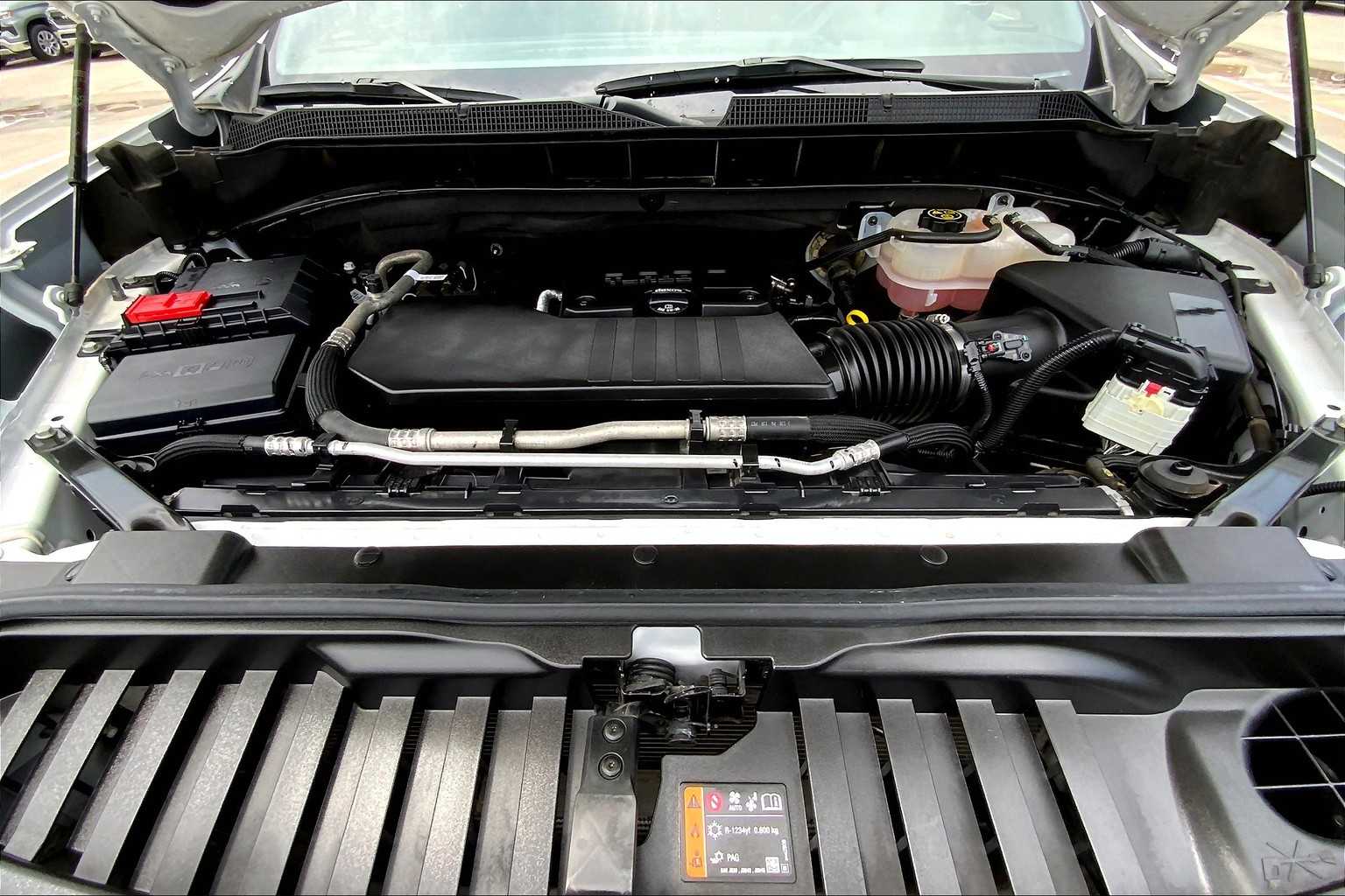 2024 Chevrolet Silverado 1500 LT photo 28