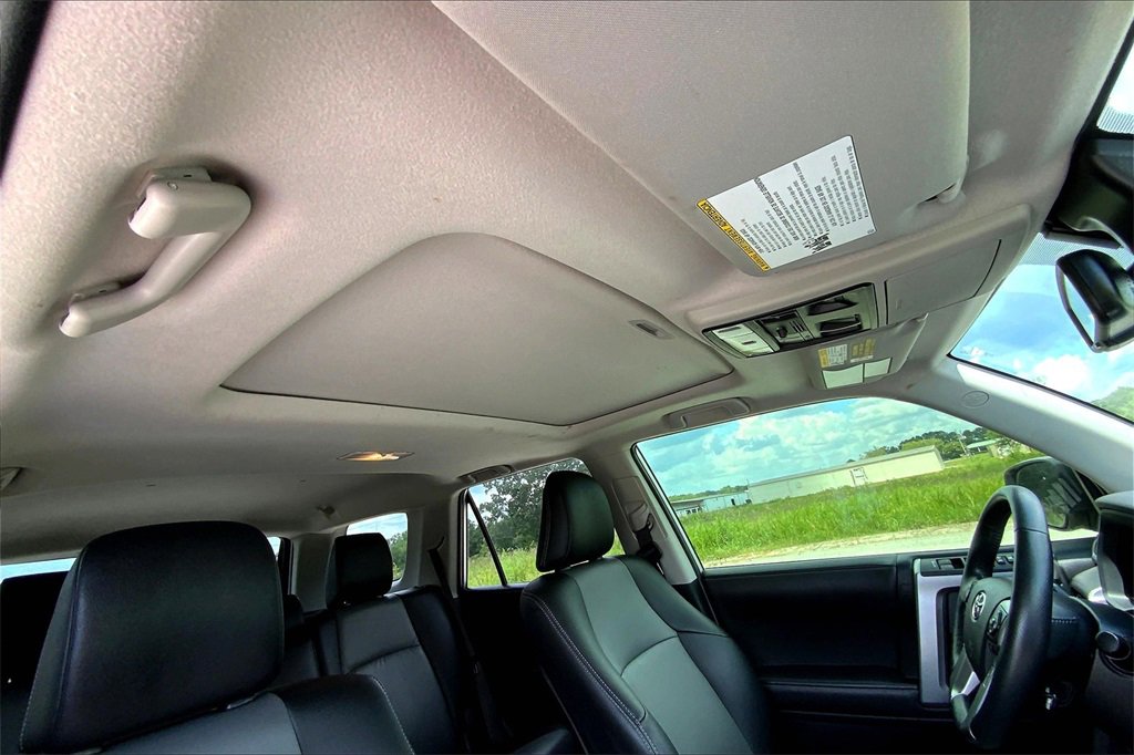 2023 Toyota 4Runner SR5 Premium photo 22