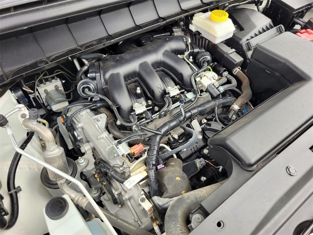 2023 Nissan Pathfinder SV photo 17