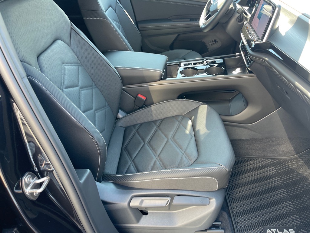 2026 Volkswagen Atlas Cross Sport SE photo 17