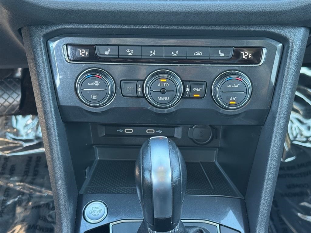 2021 Volkswagen Tiguan SE photo 11