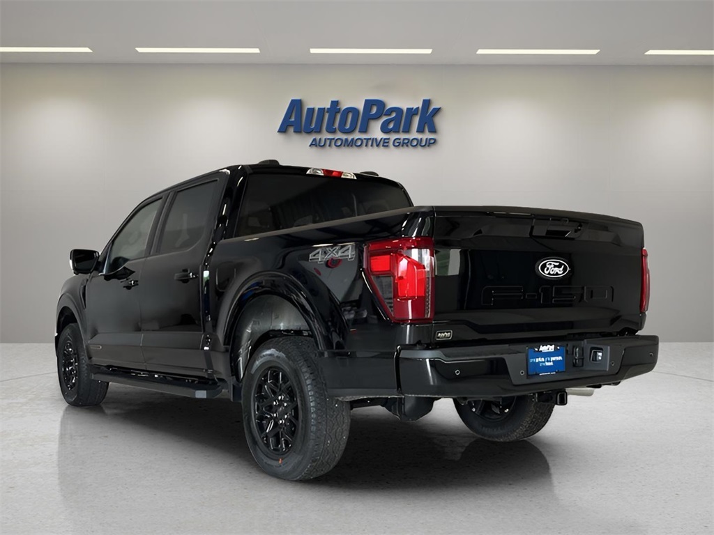 2025 Ford F-150 XLT photo 3