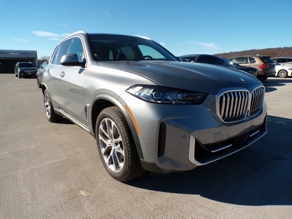 2024 BMW X5 40i's photo