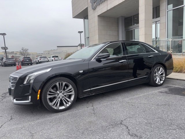 2018 Cadillac CT6 Platinum's photo
