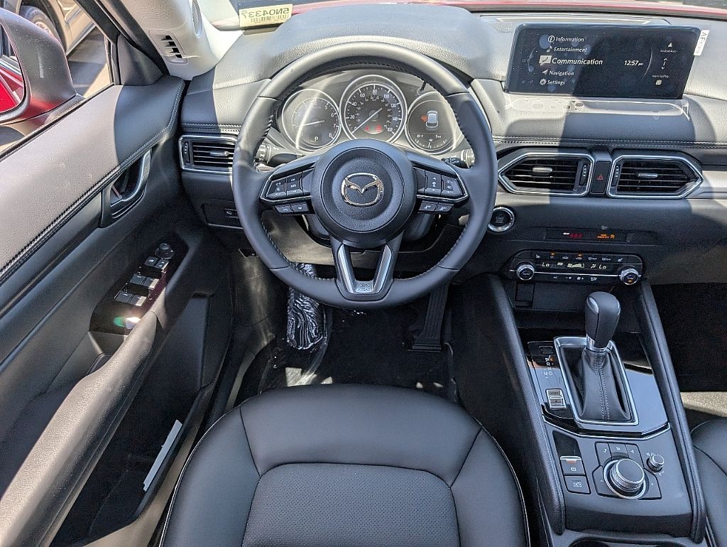2025 Mazda CX-5 2.5 Select photo 17