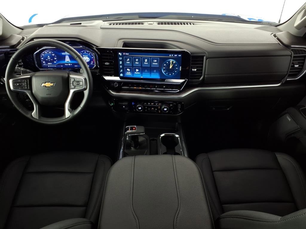 2024 Chevrolet Silverado 1500 LTZ photo 3