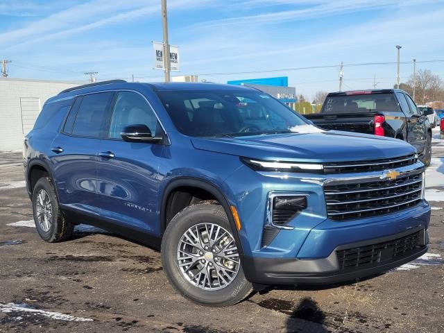 2026 Chevrolet Traverse LT's photo