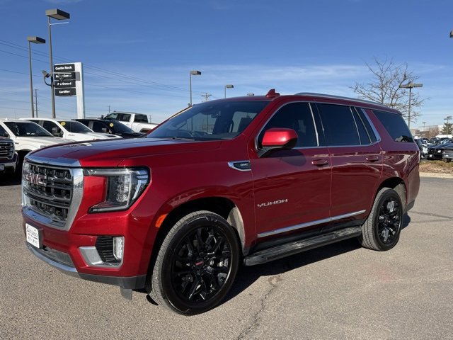2023 GMC Yukon SLT