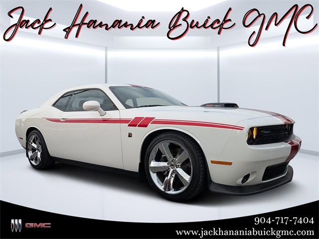 2020 Dodge Challenger R/T's photo