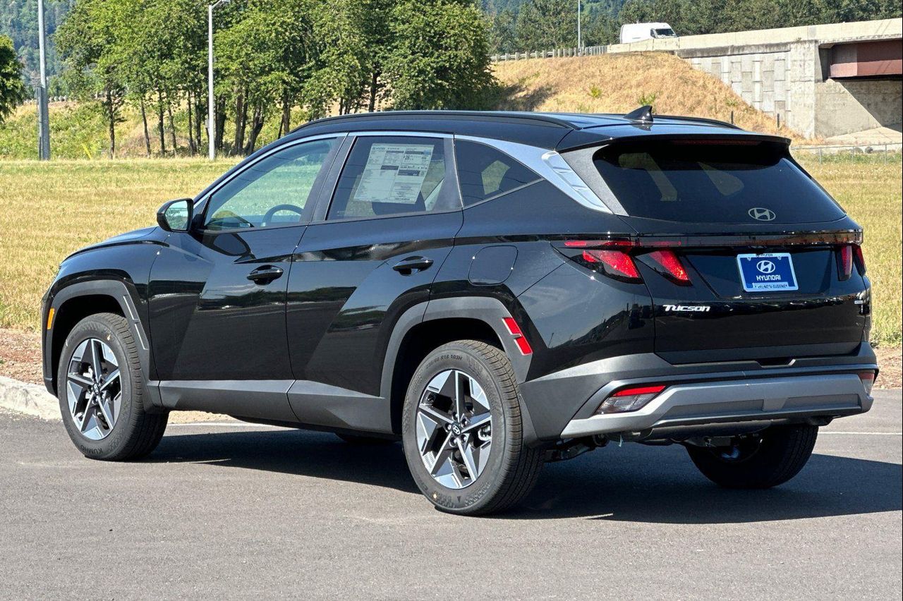 2025 Hyundai Tucson SEL photo 4